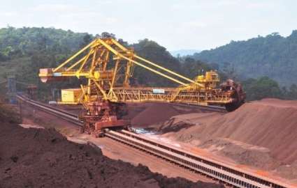 پلیس ۵ کارگر معدن سنگ آهن بافق را بازداشت کرد