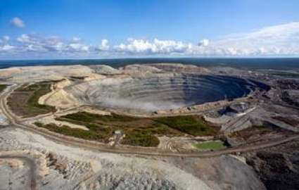 Australia firms upgrade spending plans, could beat mining slump