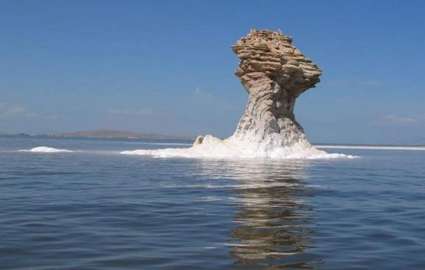ذخایر معدنی دریاچه ارومیه در انتظار سرمایه‌گذاری