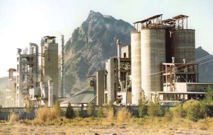 مقدمات انتقال کارخانه سیمان شیراز به خارج از محدوده شهر فراهم شده است