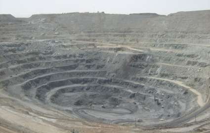 استخراج 7 میلیون تن سنگ آهن از معدن چادرملو