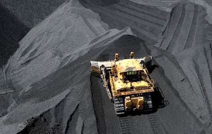 دو ماه از معوقات مزدی کارگران زغال سنگ کرمان باقیمانده است