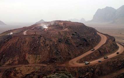 بازگشایی پاکتهای مزایده معدن روی مهدی آباد هنوز تمام نشده است