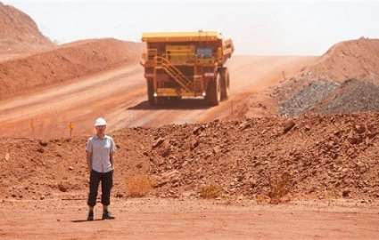 وزارت صنعت، معدن و تجارت باید مسئولیت کاهش صادرات سنگ آهن را بپذیرد