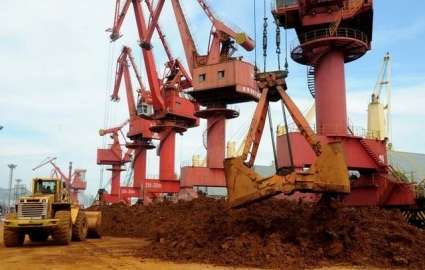 ادامه کاهش قیمت سنگ‌آهن در چین