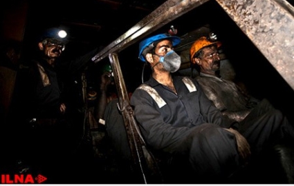 کارگران زغالسنگ البرز شرقی تعهدنامه ایمنی امضا کردند