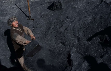 محبوس شدن 4 معدنچی در معدن ذغال سنگ سمنگان