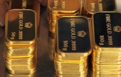 ریزش قیمت طلا پس از افزایش ۱۲ دلاری