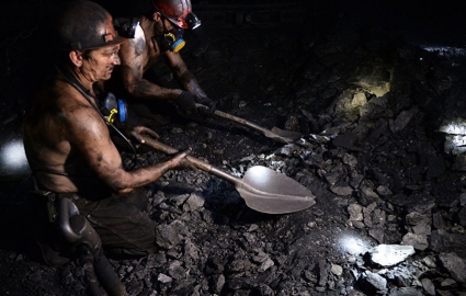 انفجار در معدن ذغال سنگ سمنگان جان پنج نفر را گرفت