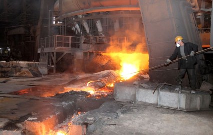 ​واردات ریل و خام فروشی سنگ آهن دو مانع برنامه های ذوب آهن
