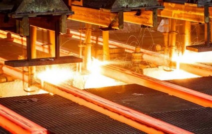 تولید فولاد چین به مرز یک میلیارد تن رسید