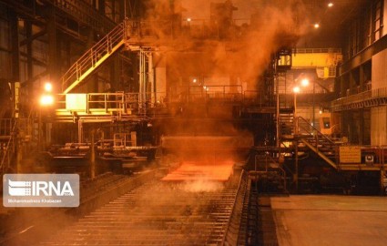 فولاد اکسین خوزستان بخشی از تولید خود را به صنایع استان اختصاص دهد