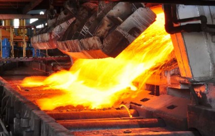 رشد ۱۱درصدی تولید آهن اسفنجی و ۸درصدی تولید فولاد خام شرکت های بزرگ طی چهار ماه ۹۹