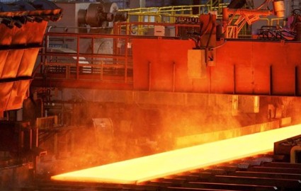 رانت ۲۴ هزار میلیاردی تولید فولاد در جیب دلالان/ روش‌های قیمت‌گذاری باید منافع مردم را تأمین کند