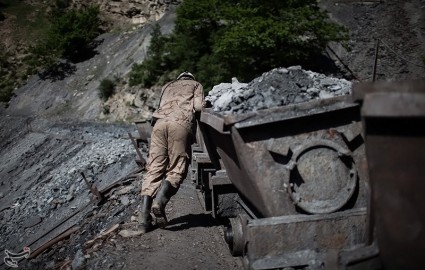 انجمن زغال سنگ ایران خطاب به وزیر صنعت: ذخائر زغال‌سنگ طبس را دریابید