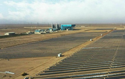 نیروگاه‌ خورشیدی ۱۰ مگاواتی چادرملو در استان یزد افتتاح شد
