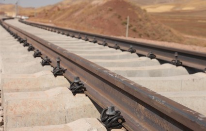 تامین ریل هفت محور راه آهن کشور، دستاورد بزرگی است